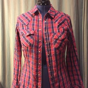 Levi’s western pearl snap long sleeve